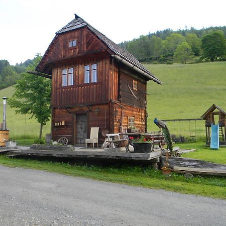 Huettenferien Koeberlhof Санкт Георген об Мурау Екстериор снимка